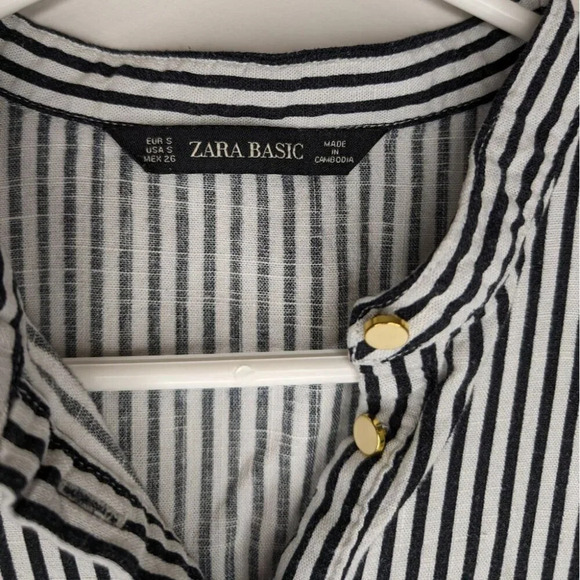 Zara Basic Black & White Gold Cream Button Down Front Ruffle Top Women Small - Picture 4 of 9